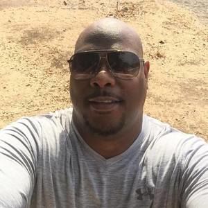 Meet your Posher, Hollis